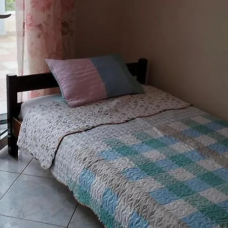 Апартаменты Niki House *