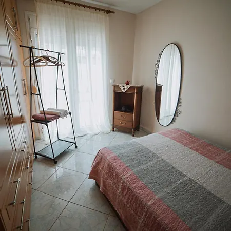 Niki House Апартаменты Волос